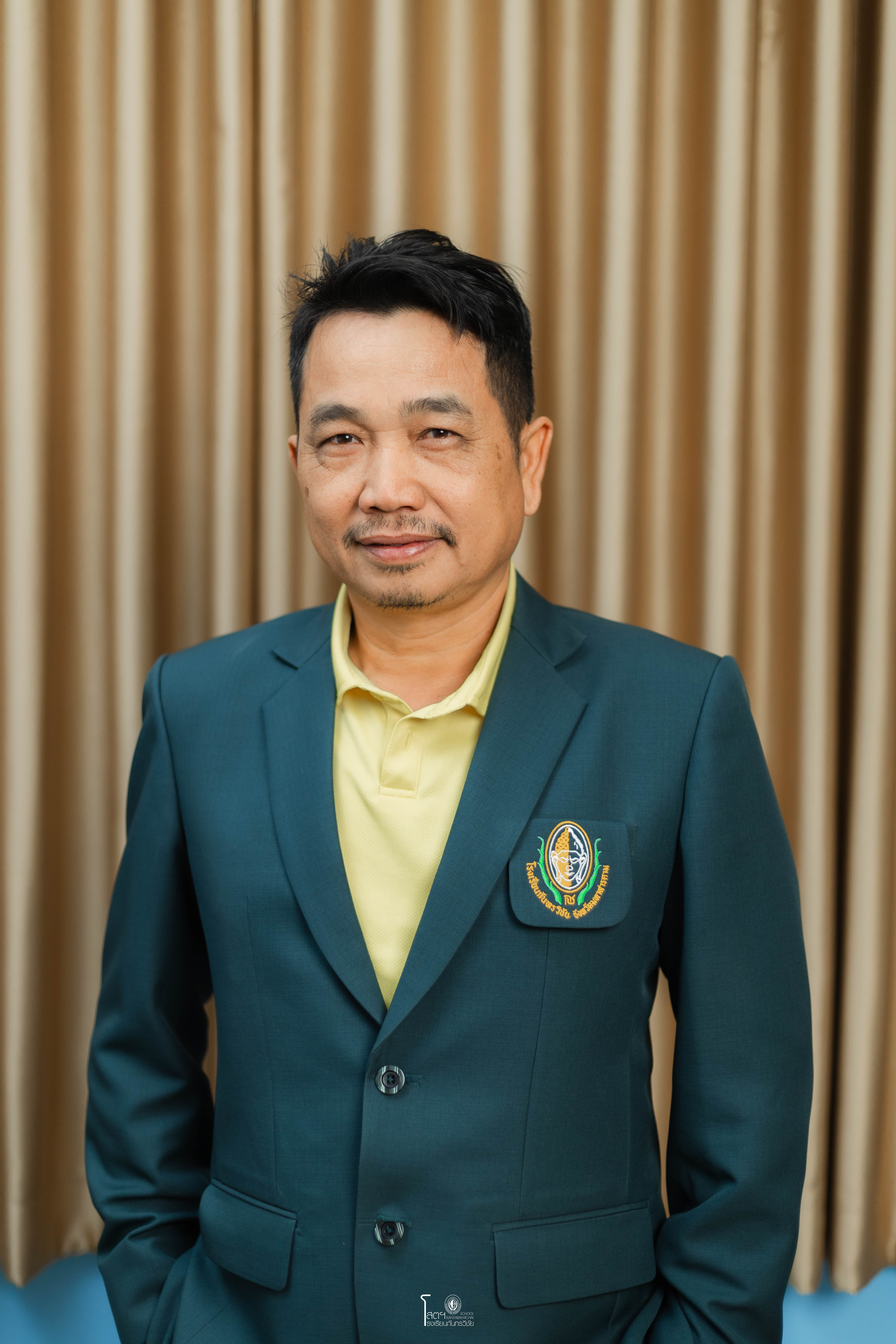 นายอภิสิทธิ์  ทะแยง