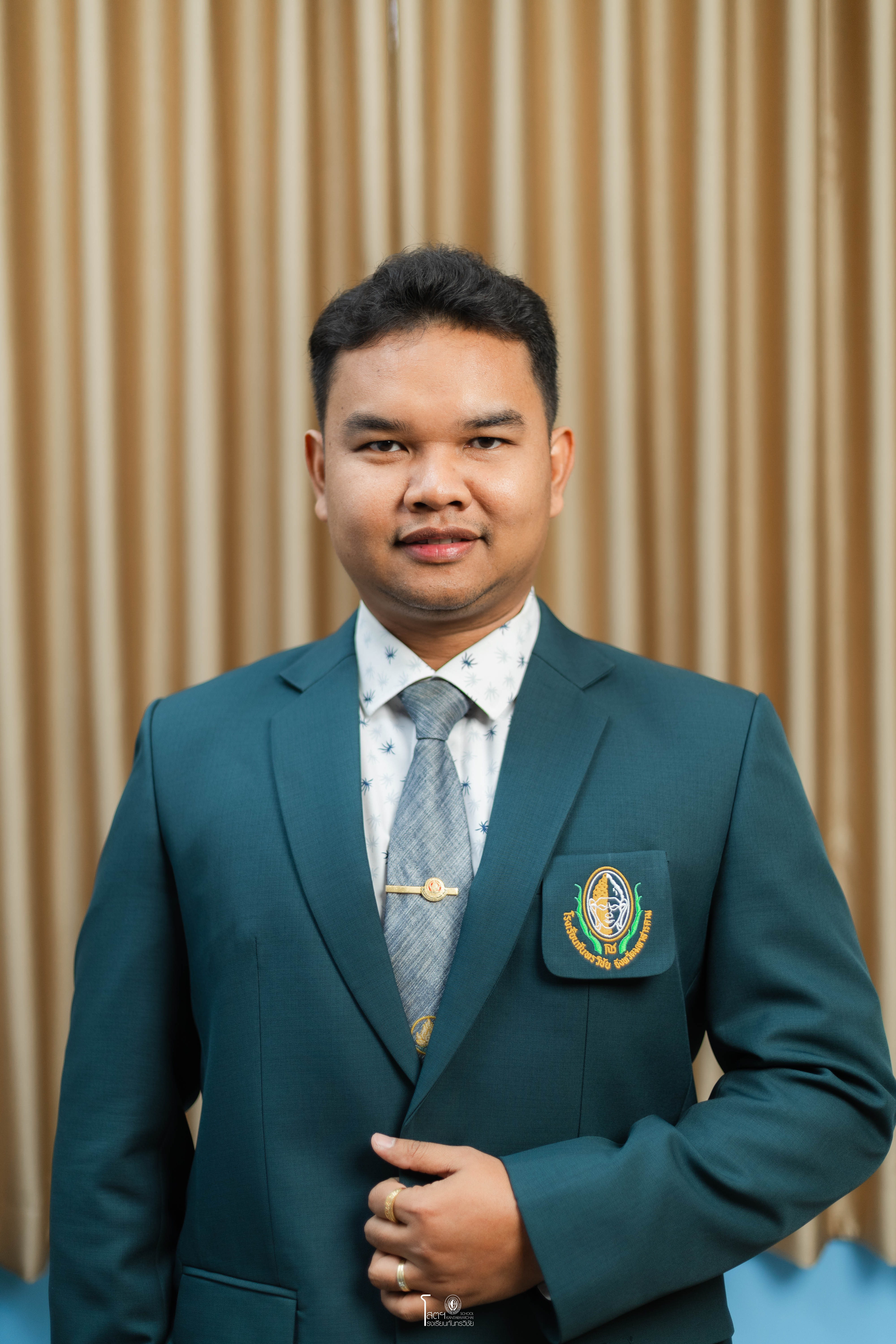 นายวชิระ  อุดมรัตน์